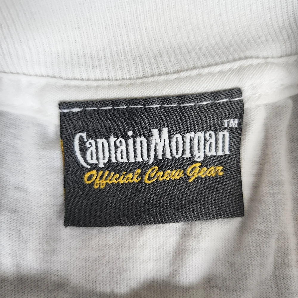 Captain Morgan Sexy Babe T-shirt! - Picture 3 of 6